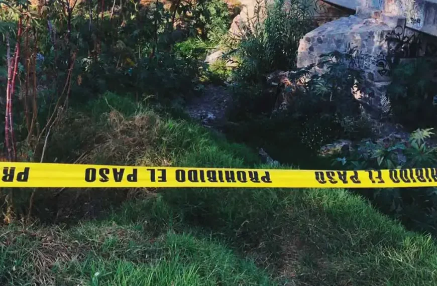 Feminicidio 19: Encuentran cuerpo de una mujer en canal de agua en Emiliano Zapata