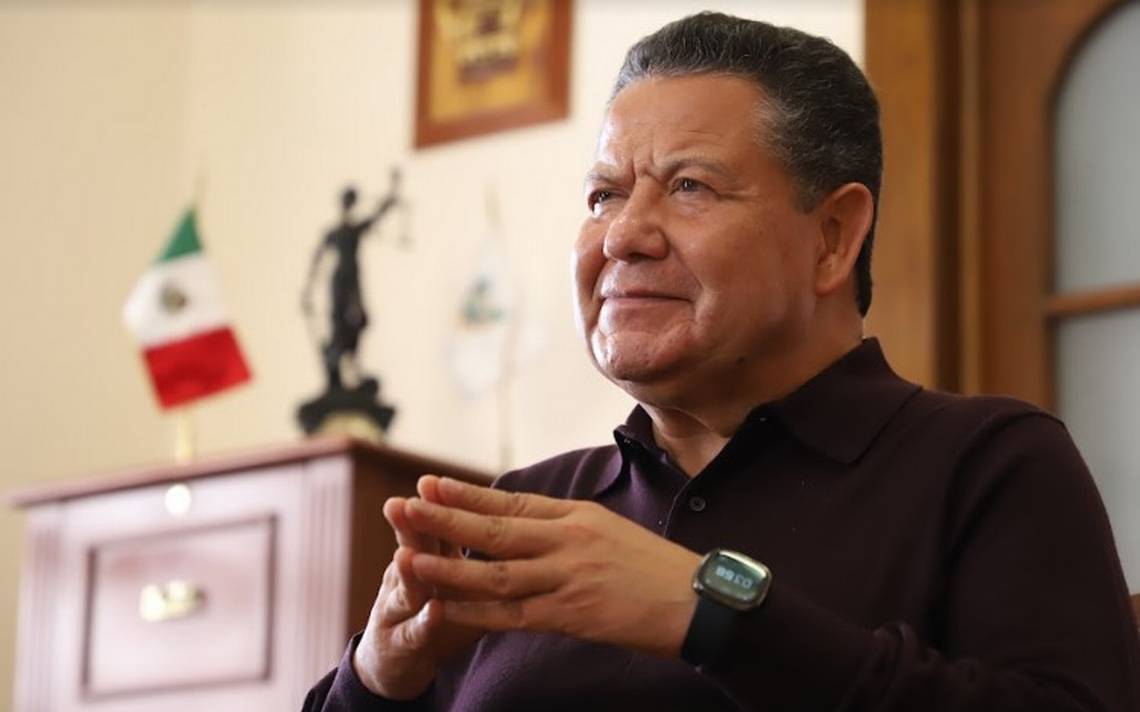 El actual gobernador promete apoyos a quienes impulsen a sus allegados